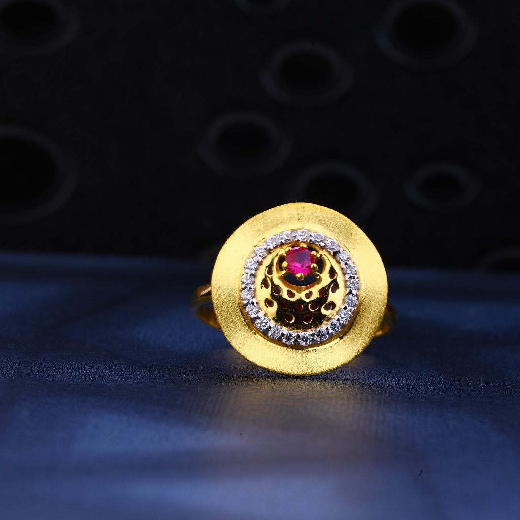 916 Gold Cz Ring LR92