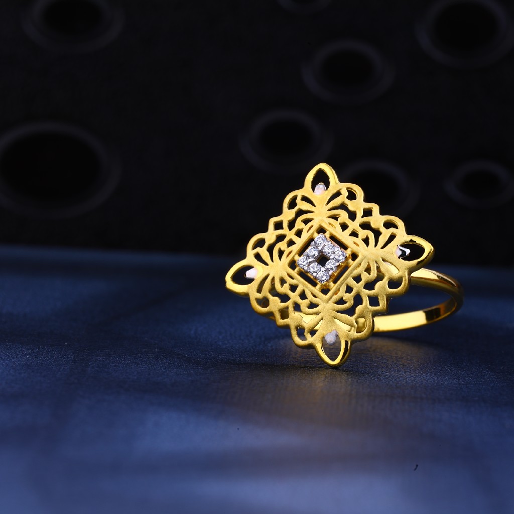 22kt Gold Ladies Hallmark Ring LR114 - Image 2