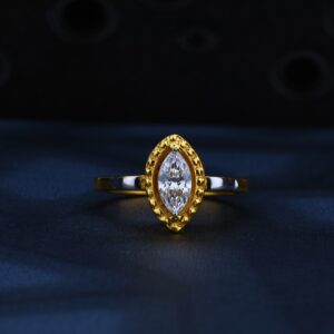 22kt Gold Exclusive Designer Ring LR06
