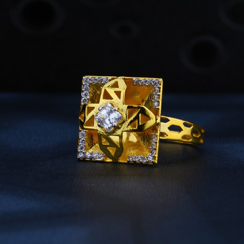 916 Gold Exclusive Squre Shape Ring LR11 - Image 4