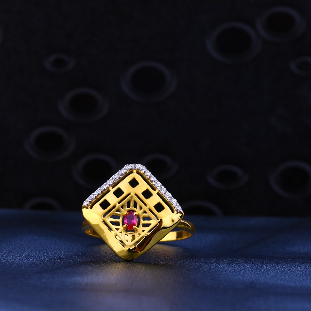 22ct Square Shape Design Ring LR20