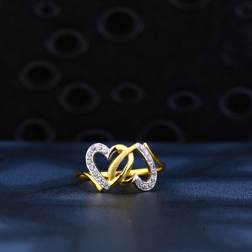 22ct Gold Exclusive Cz Stylish Ring LR142