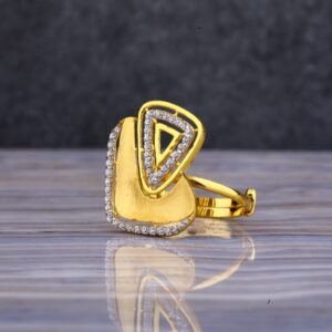 916 Stylish Cz Ring LLR115