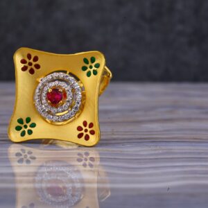 22kt Gold Square Cut Ring LLR132