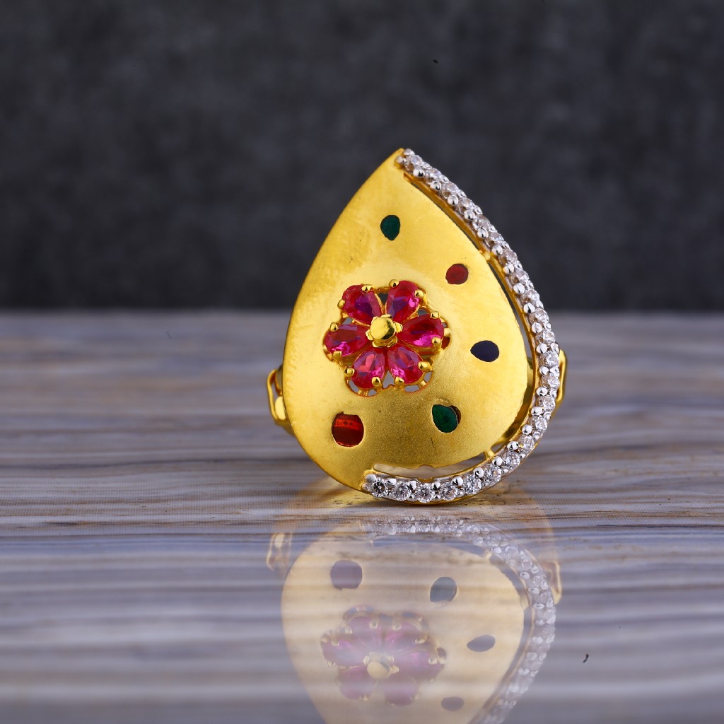 22kt Gold Exclusive Designer Ring LLR154