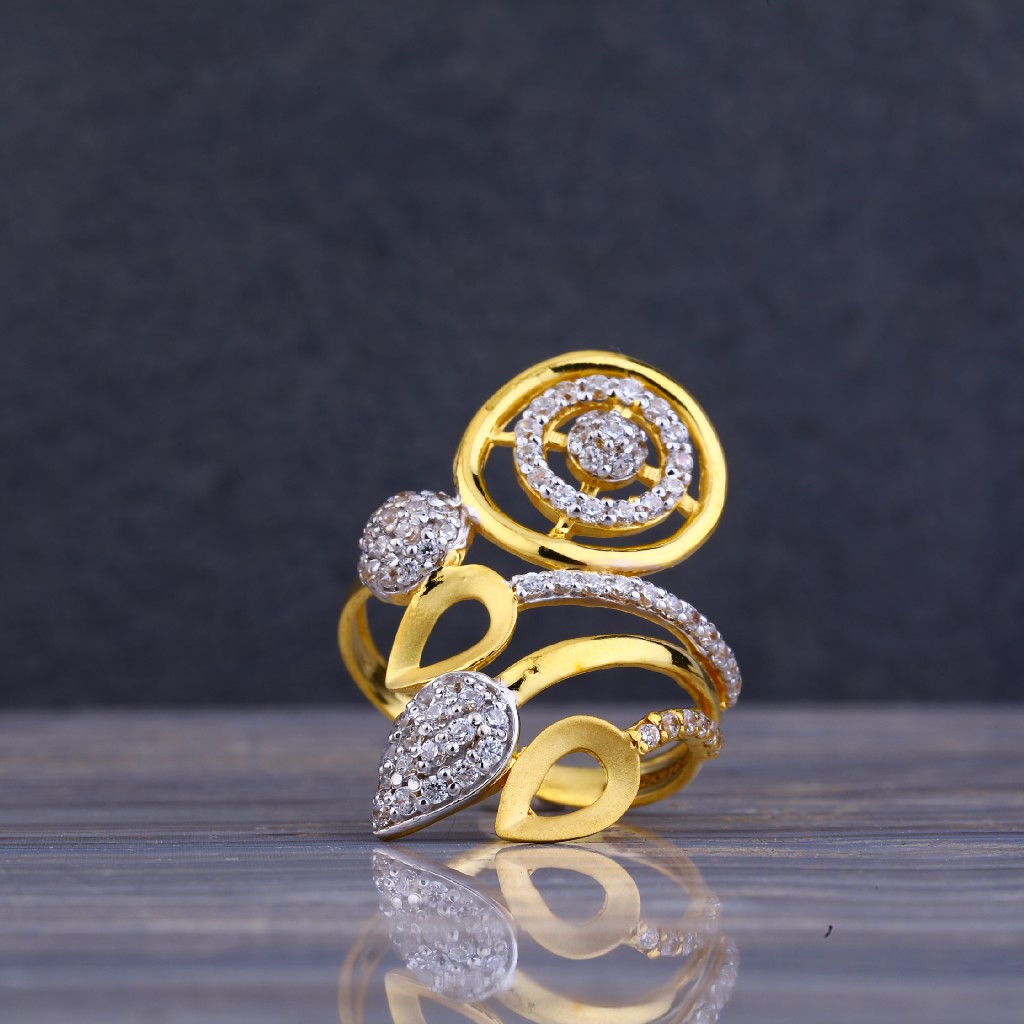 916 Gold Exclusive Ring LLR62