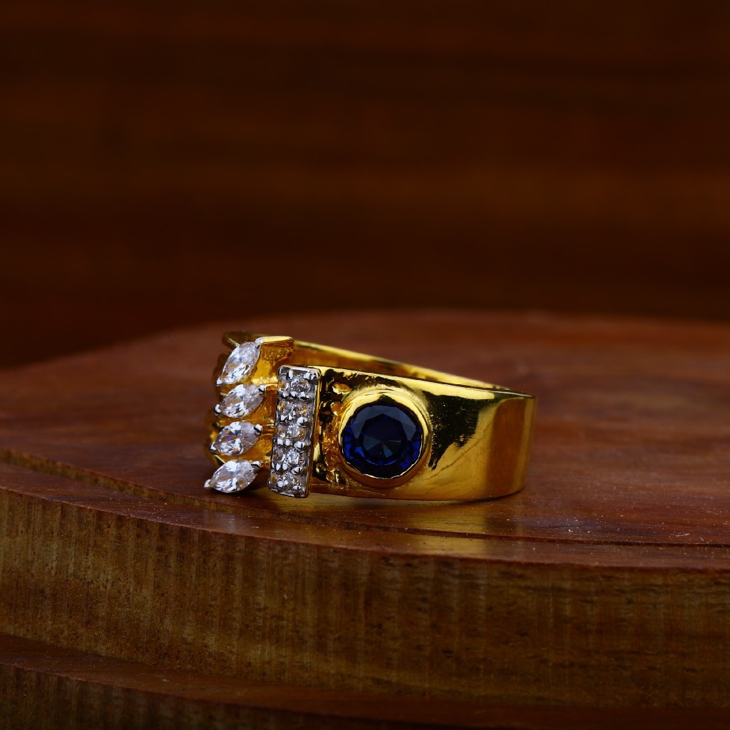 916 Gold Exclusive Ring LAR25