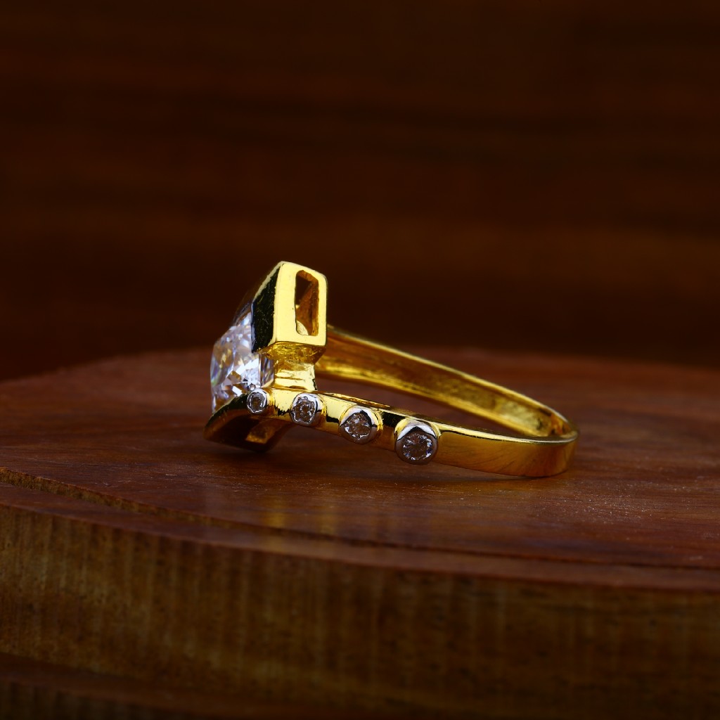 22kt Gold Antique Ring LAR34 - Image 3