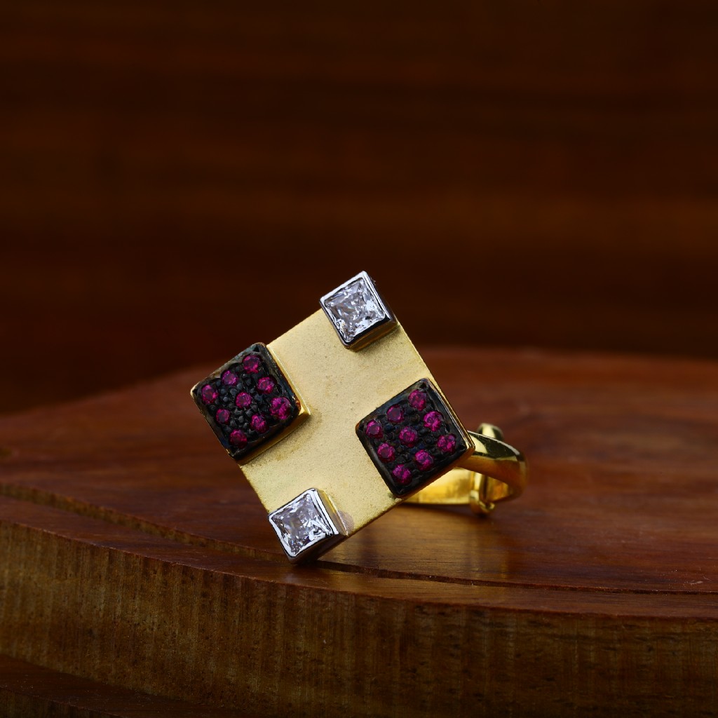 916 Gold Antique Ring LAR49