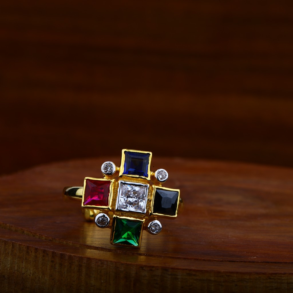 22kt Gold Antique Ring With Hallmark LAR51