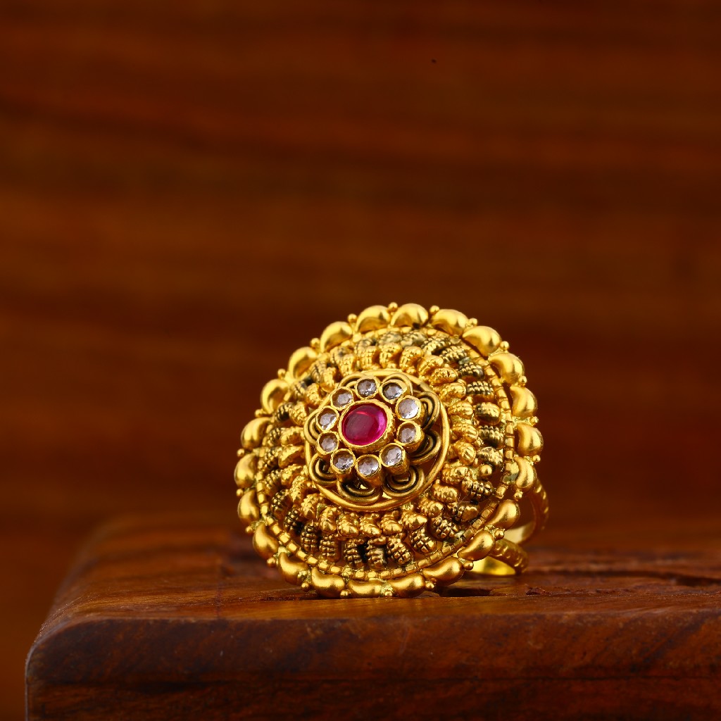 916 Gold Designer Antique Ring LAR83