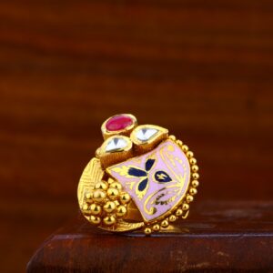 916 Gold Antique Gemstone ring LAR45