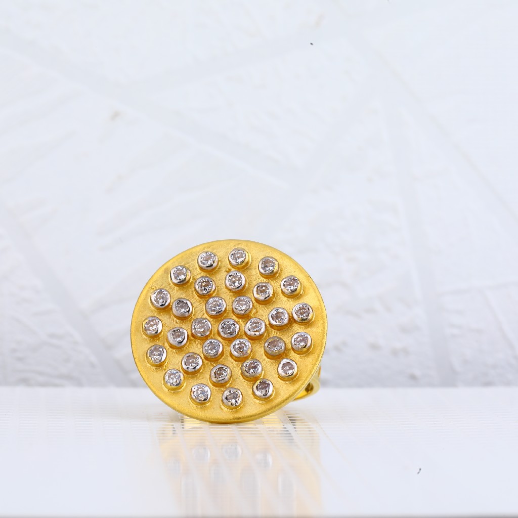 18kt Italian Ladies Ring LIR14 - Image 2