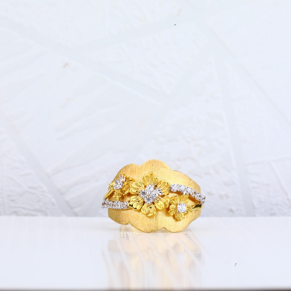 750 Exclusive Italian Ring LIR22