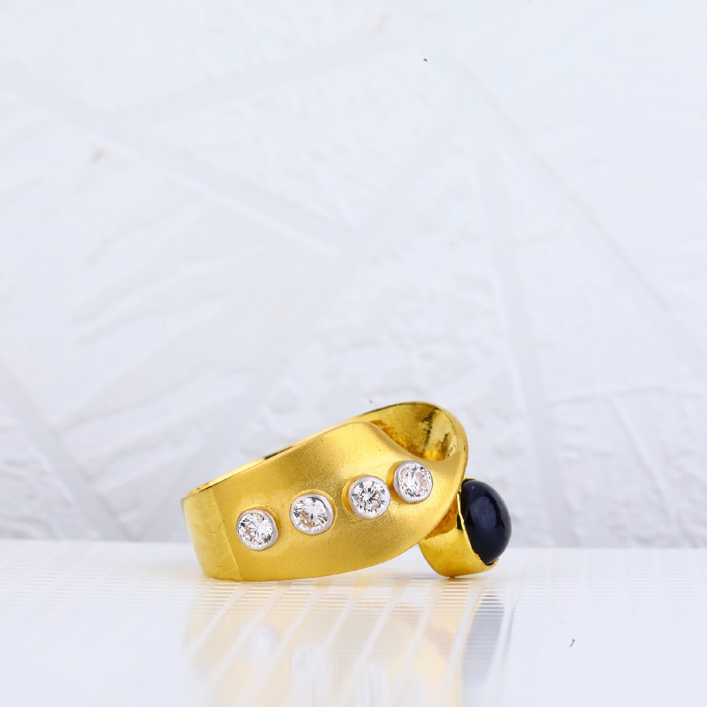 18kt gold ladies italian ring lir41 - Image 3