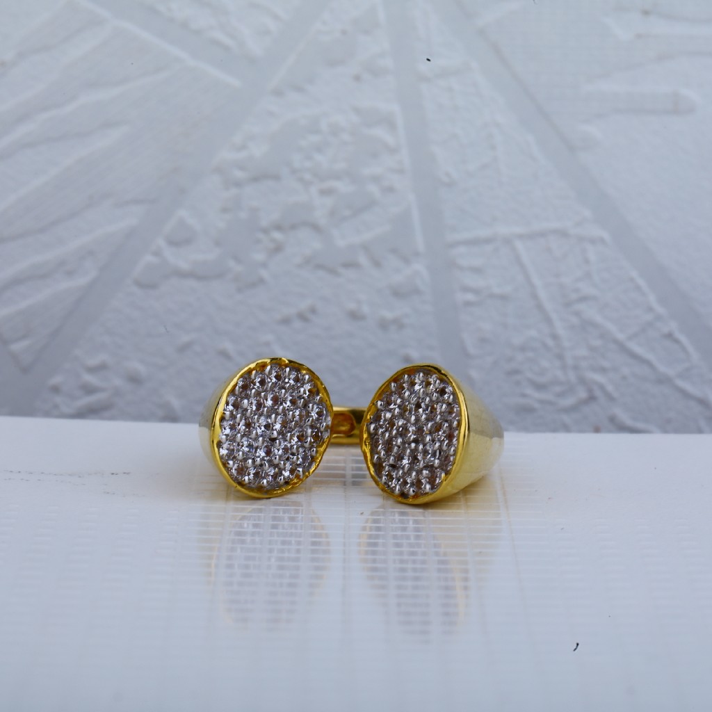 18kt Gold Italian Hallmark Ring LIR53