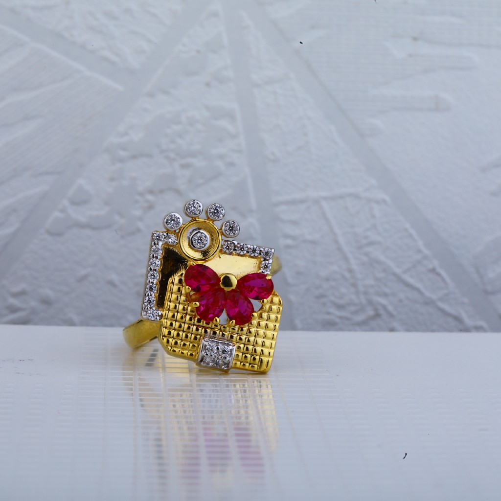 22kt gold cz italian ring lir64