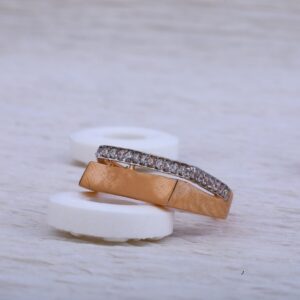 18kt Rose Gold Hallmark Ring RMR30