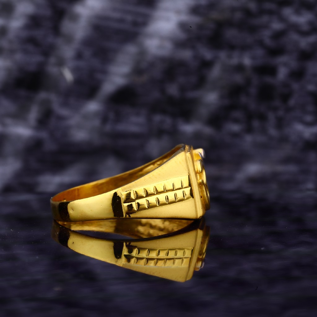 22ct Gold Lord casting Ring MGR97 - Image 5