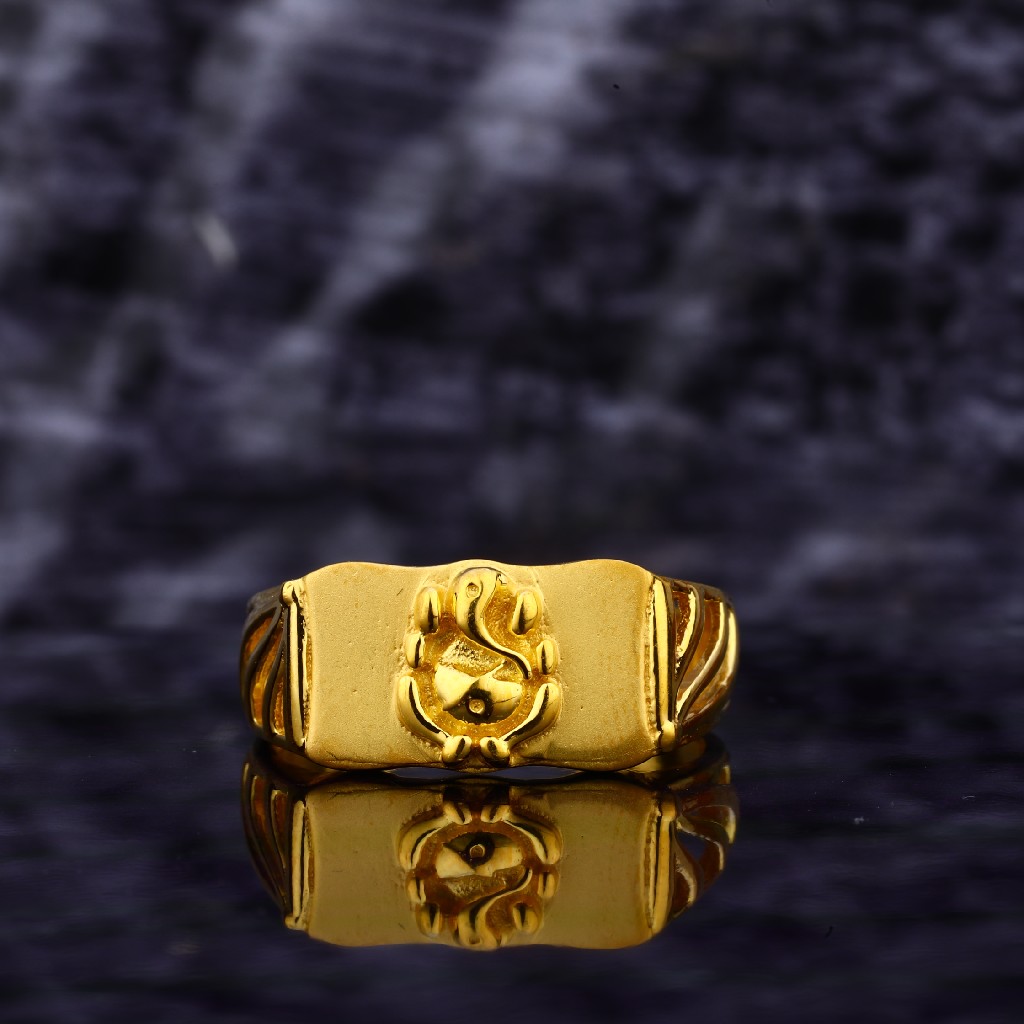 22kt Mens Lord Ganesha Ring MGR107