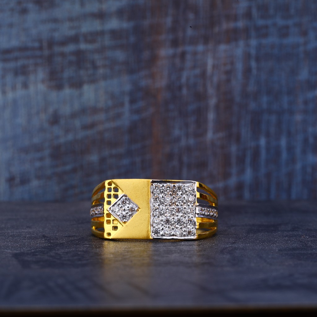 916 22kt Gold Designer Ring MR472