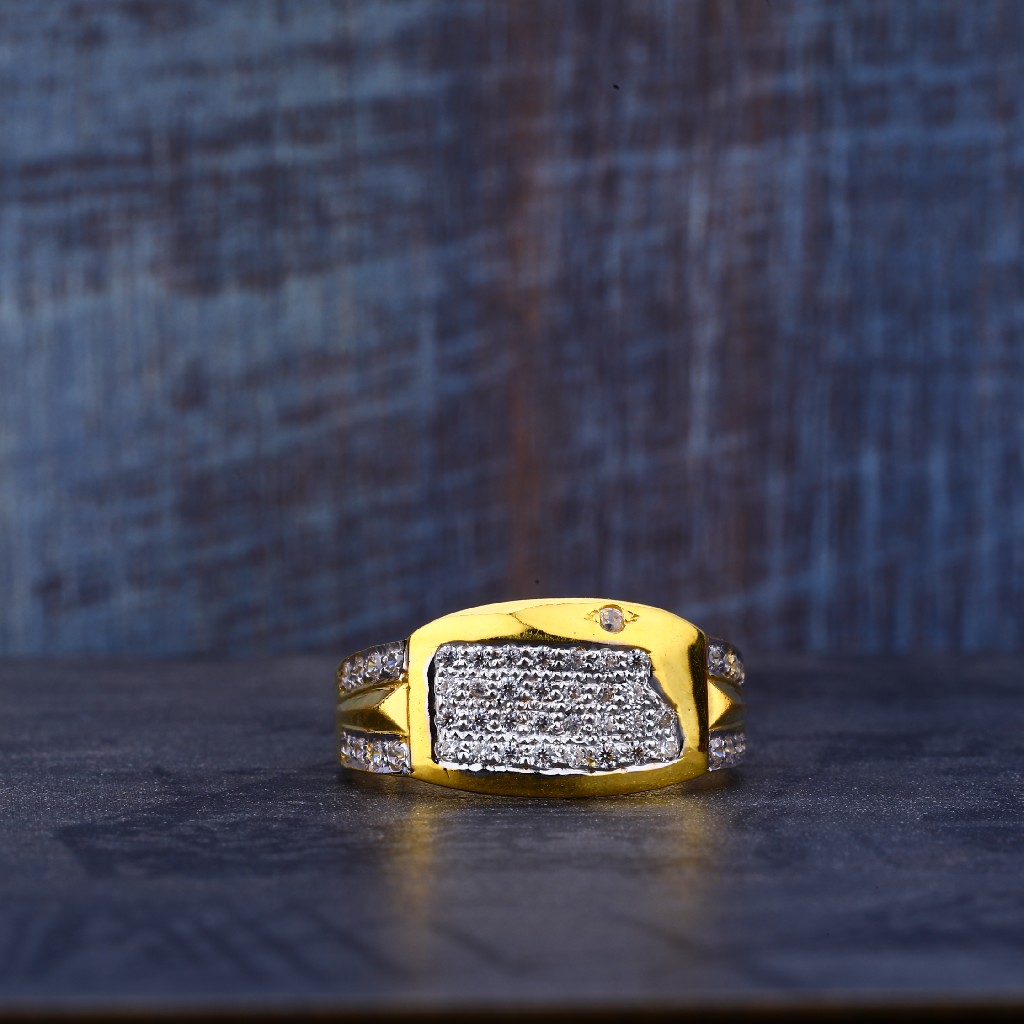 916 22ct Gold Exclusive Ring MR475