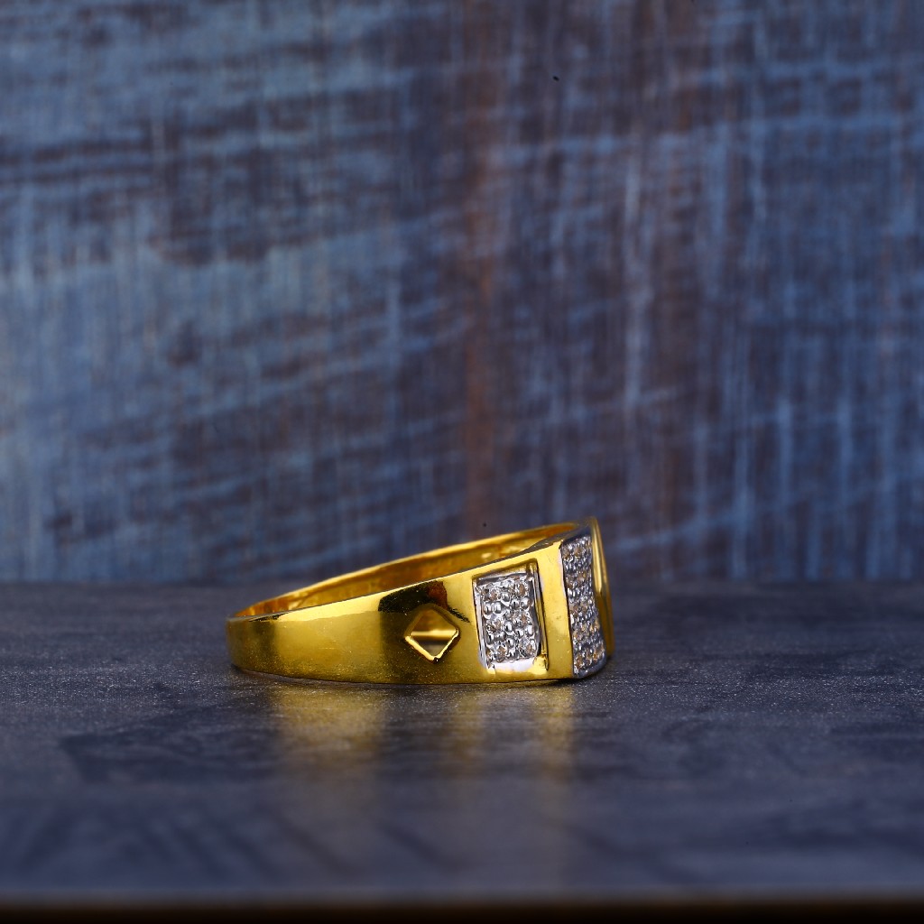 916 Gold Cz Ring MR481 - Image 3