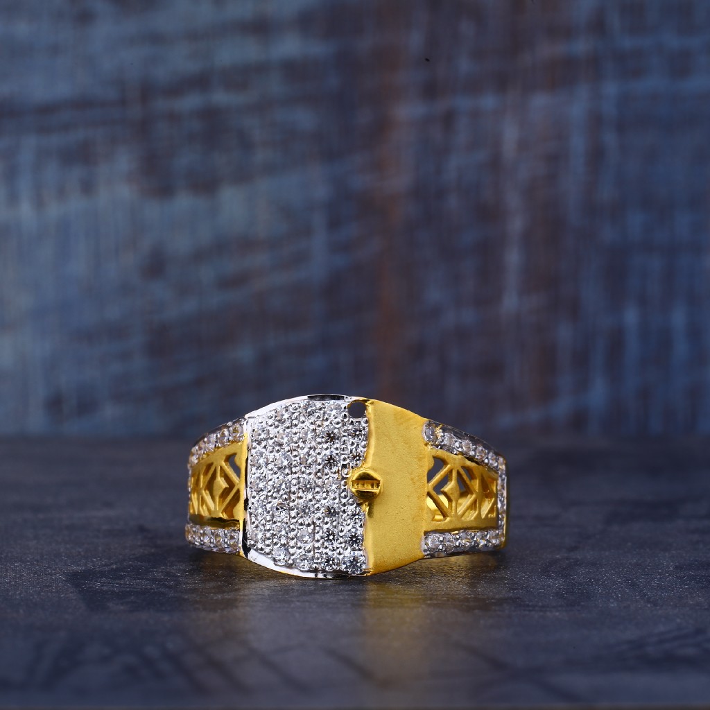 916 Exclusive Cz Ring MR487