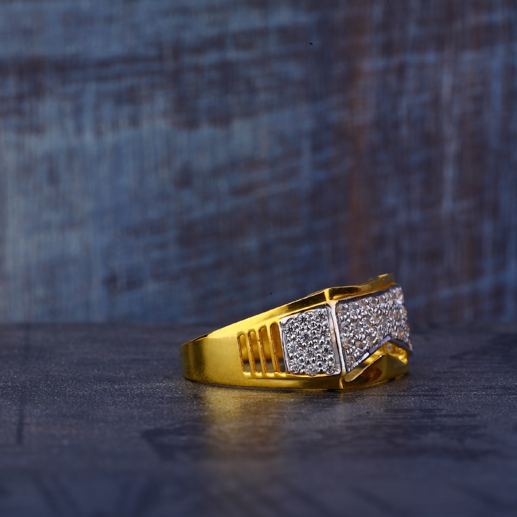 916 Gold Cz Ring MR524