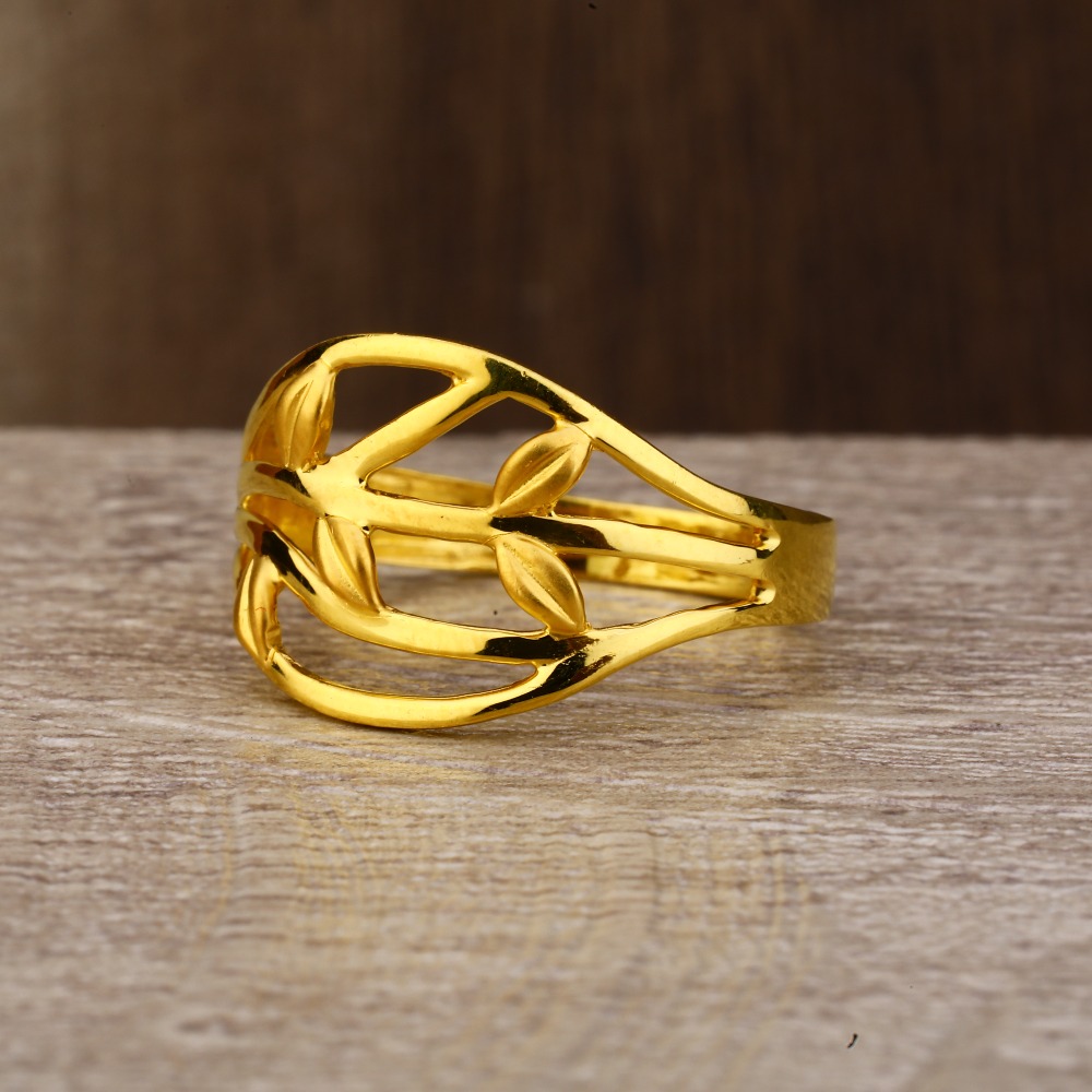 Ladies 22K Gold Fancy Designer Pattern Ring -LPR134