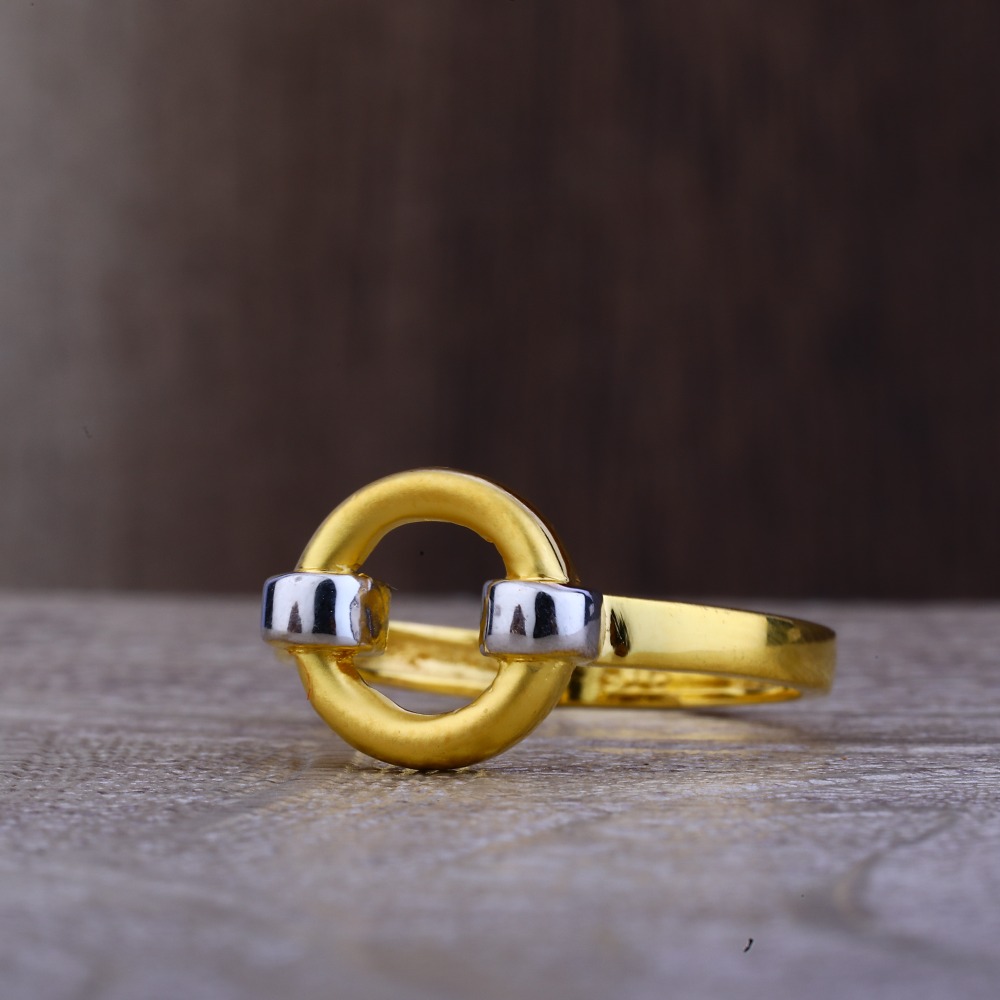 Ladies 22K Gold Round Designer Ring -LPR100
