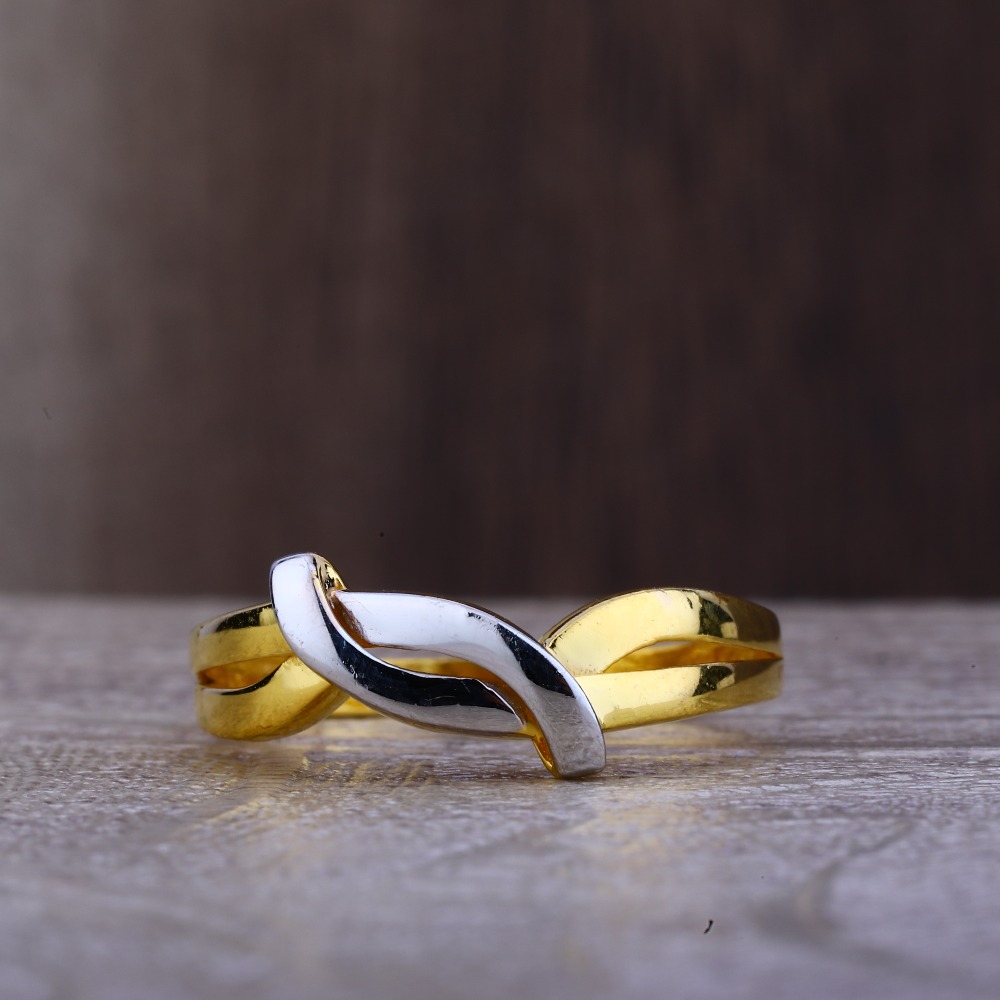 Ladies 22K Gold Designer Delicate Ring -LPR87 - Image 2