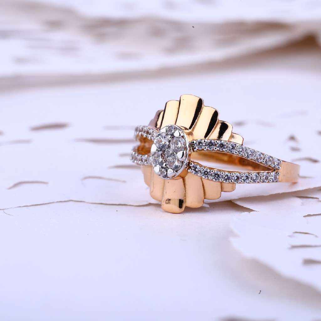 Ladies Rose Gold 18K Fancy Cz Ring-RLR391