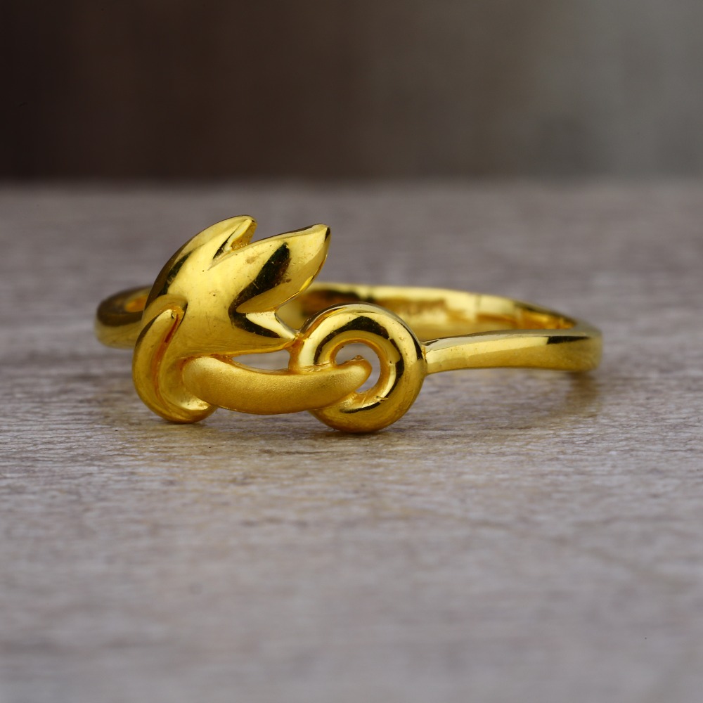 Ladies 22K Gold CZ Delicate Ring -LPR46