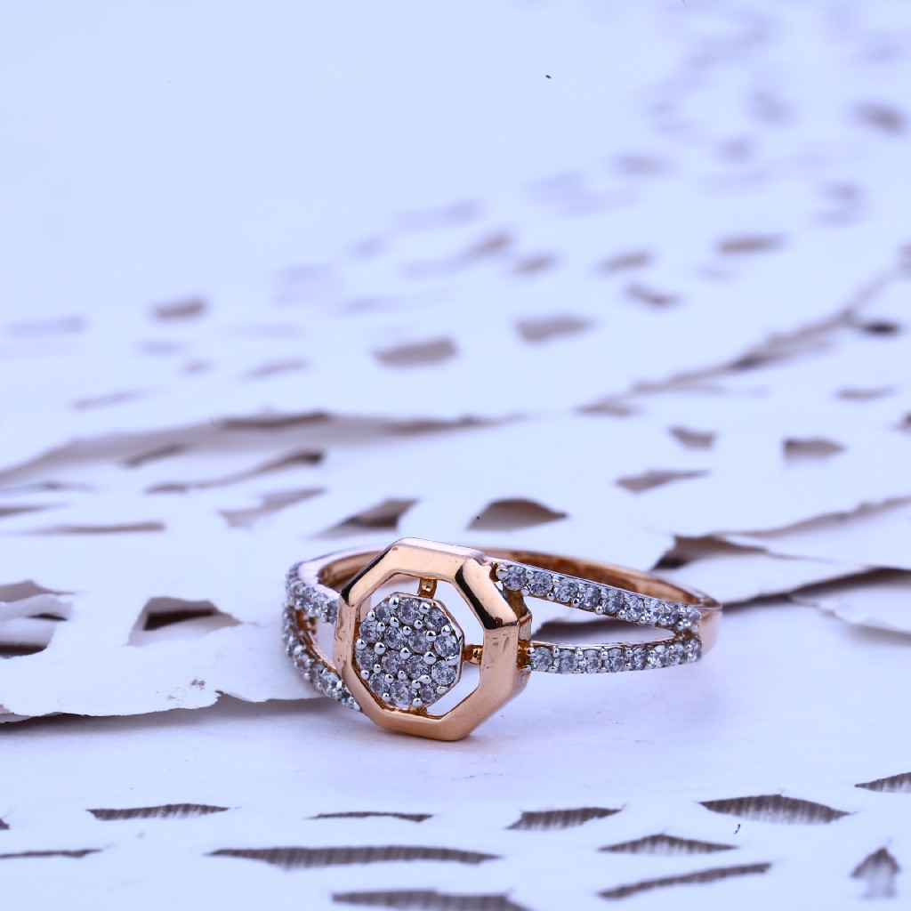 Stylish 18K Rose Gold Ladies Ring-RLR236