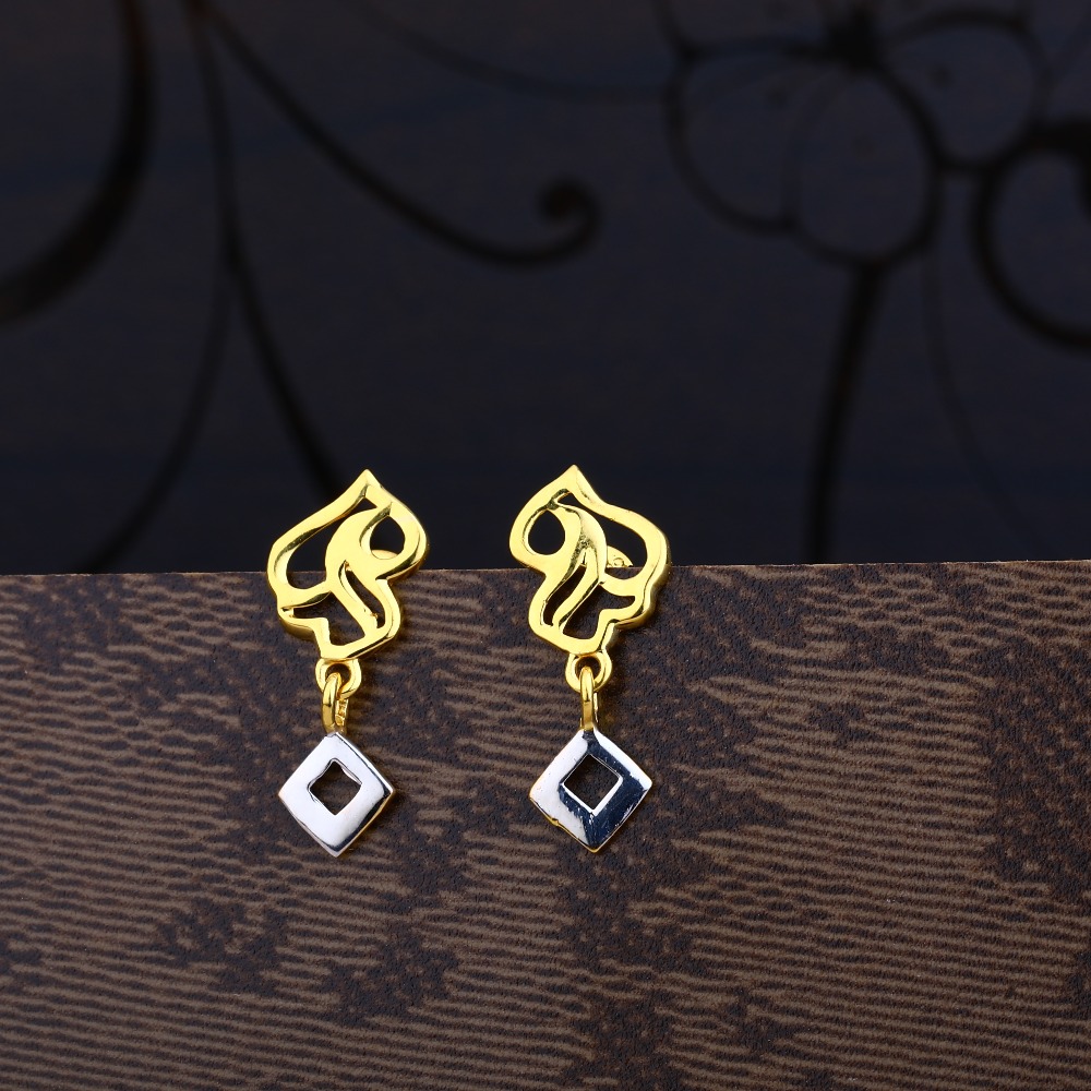 Ladies 916 Gold Casting Fancy Earring -LPE46