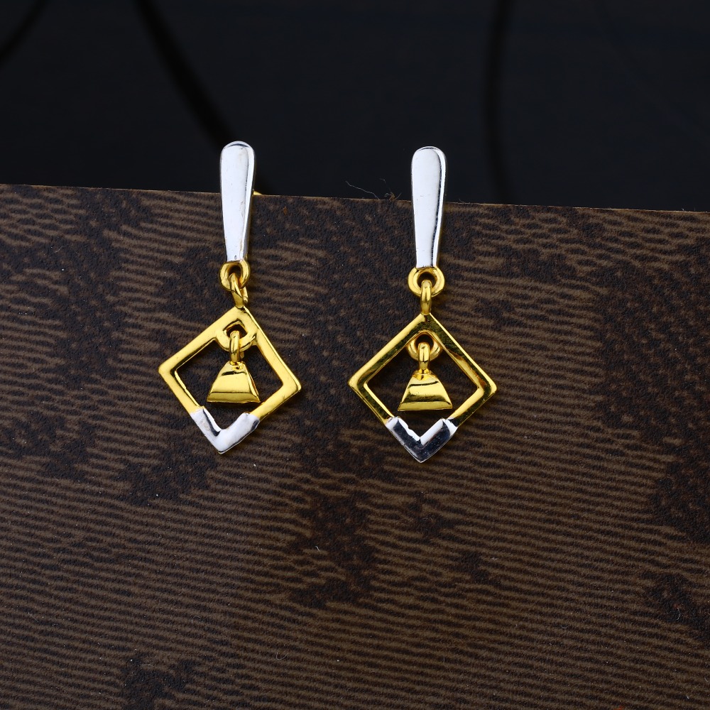 Ladies 22K Gold Fancy Plain Earring -LPE08
