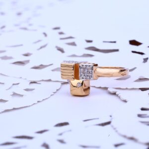 Rose Gold Delicate Ladies Ring-RLR103