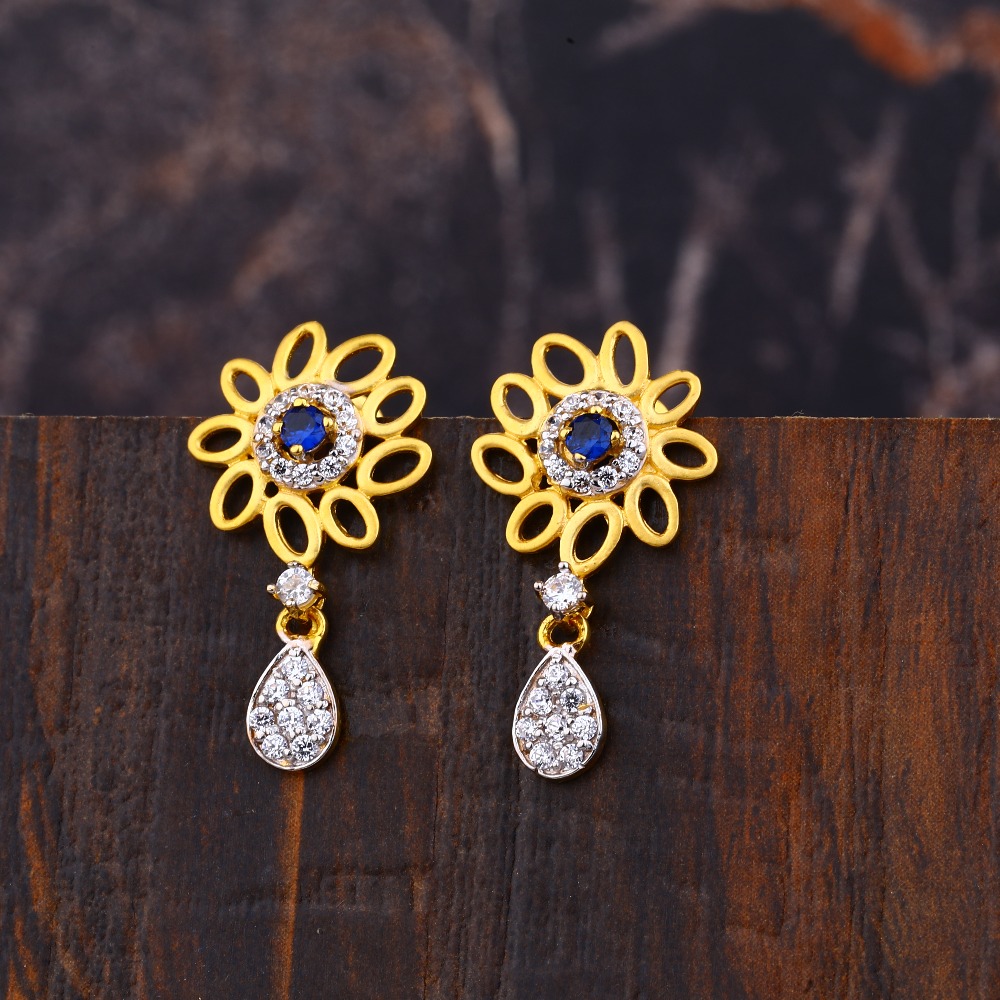 Ladies 22K Gold Traditonal Earrings -LFE166
