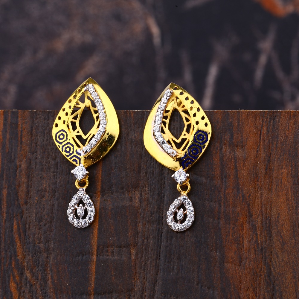 Ladies 22K Gold Fancy Latkan Earrings -LFE153