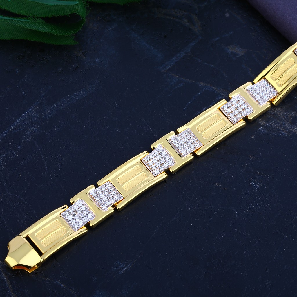 Mens 22K Gold Bracelet-MCB70
