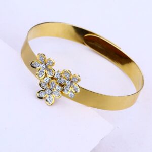 Italian Ladies Wear Gold Bracelet-LIB18