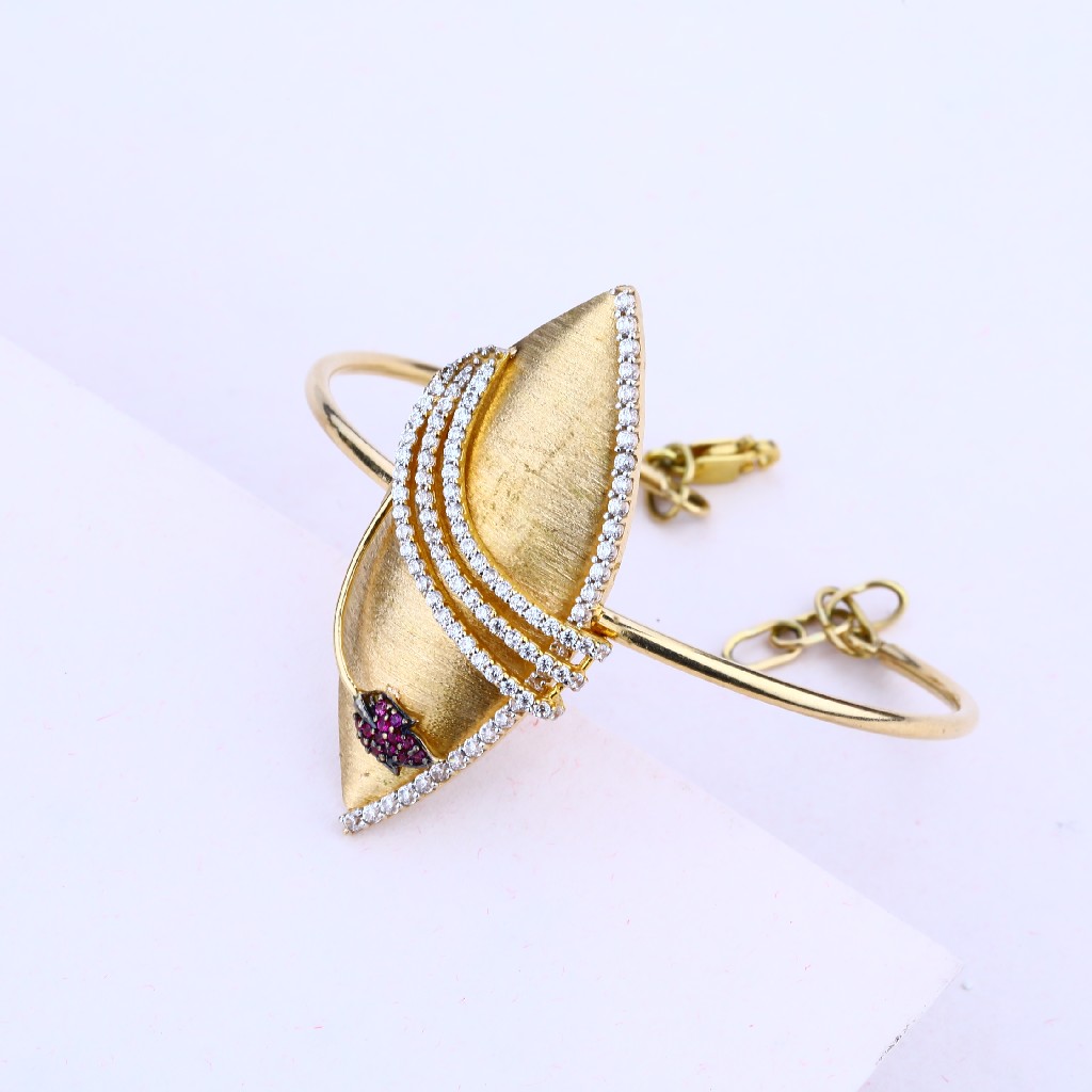 Italian Gold Ladies Bracelet-LIB17