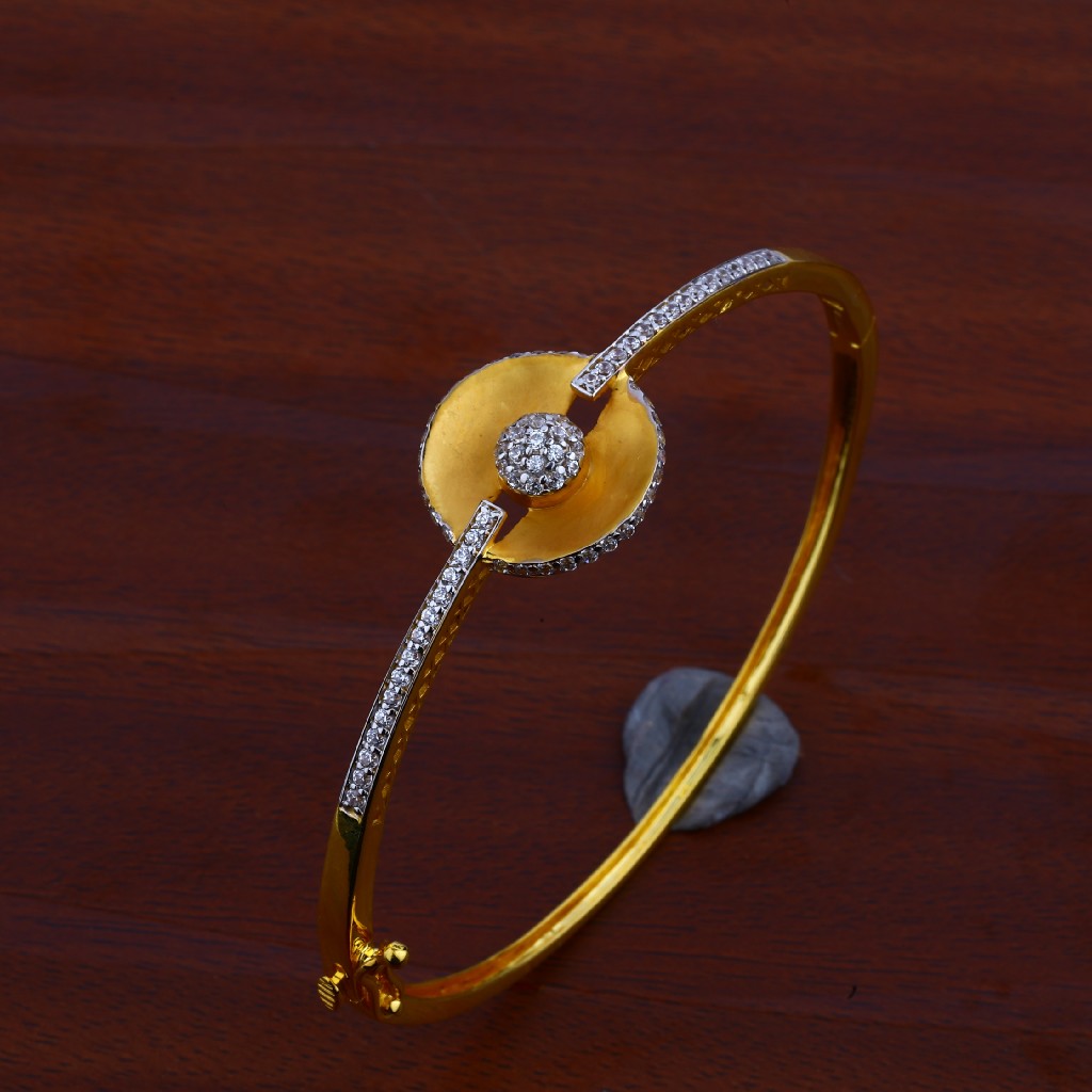 Ladies Gold 18K Kada-LKB44