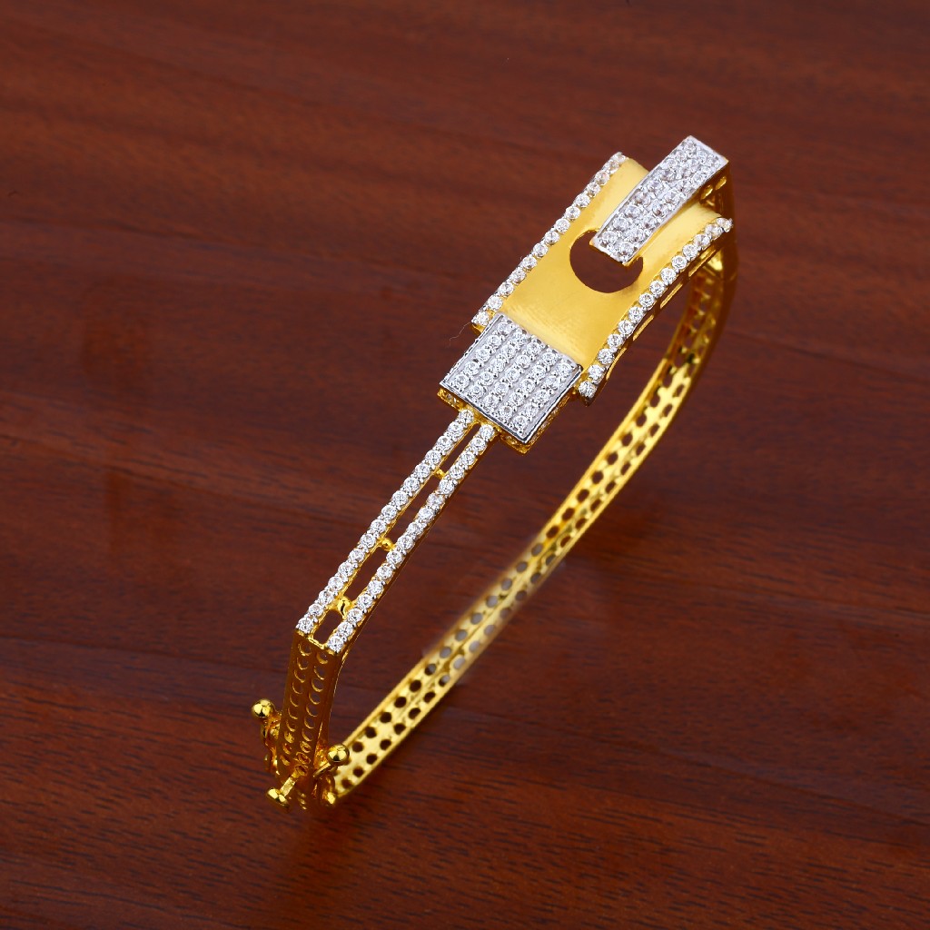 Ladies Gold 18K Fancy Kada-LKB25