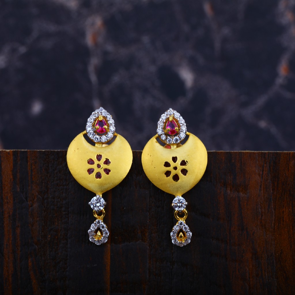Ladies Gold Earrings-LFE81
