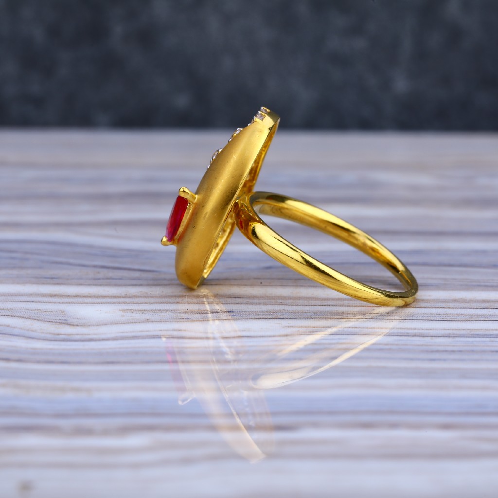 Ladies 22K Gold Diamond Ring-LLR37 - Image 3