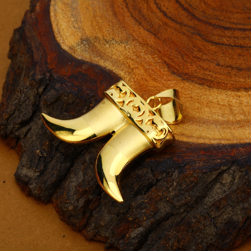 Mens 18K Gold Fancy Hollow Pendant-HLP66