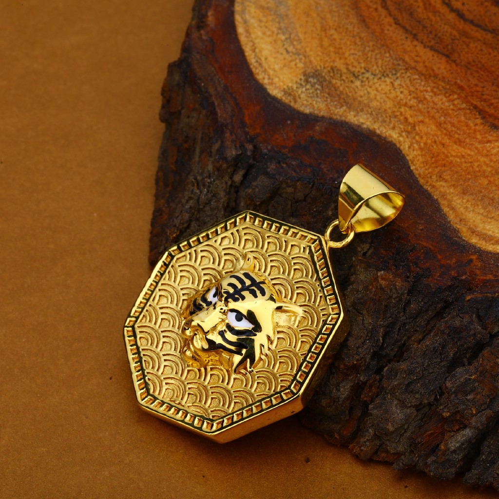 Mens Exclusive 18K Hollow Gold Lion Pendant-HLP53