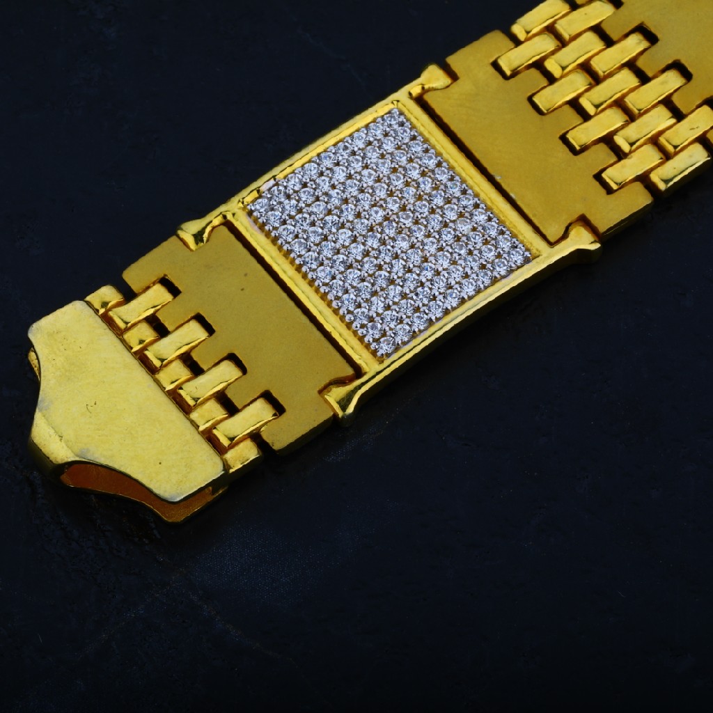 Mens 916 Diamond Casting Gold Bracelet-MCB23 - Image 3
